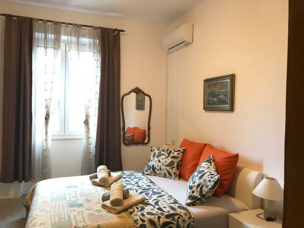 Apartment Kapo Спліт Екстер'єр фото
