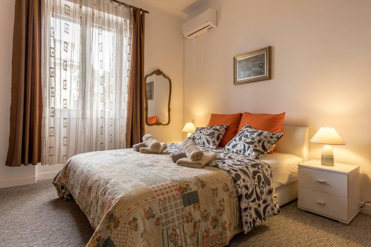 Apartment Kapo Спліт Екстер'єр фото