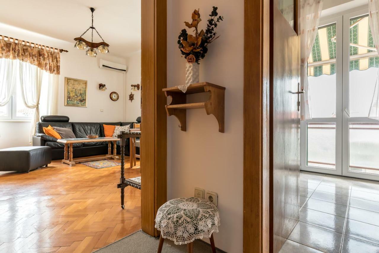 Apartment Kapo Спліт Екстер'єр фото