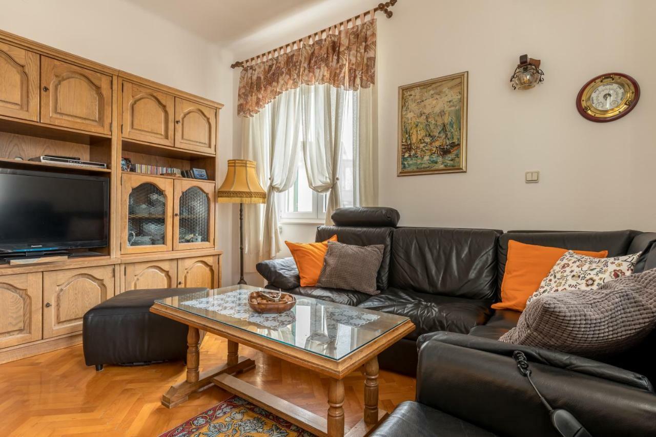 Apartment Kapo Спліт Екстер'єр фото